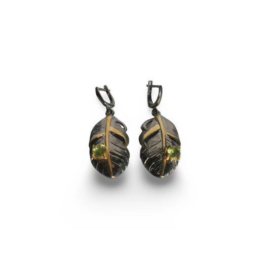 Pergamon Altın Kaplama Detaylı Olivin Gümüş Küpe 28x21mm