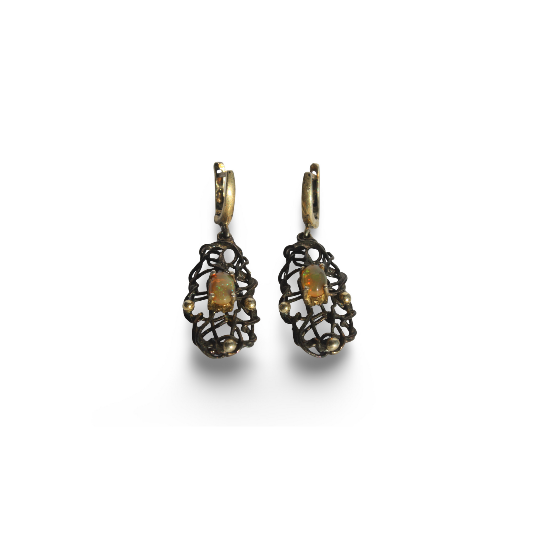 Pergamon Altın Kaplama Detaylı Opal Gümüş Küpe 23x15mm